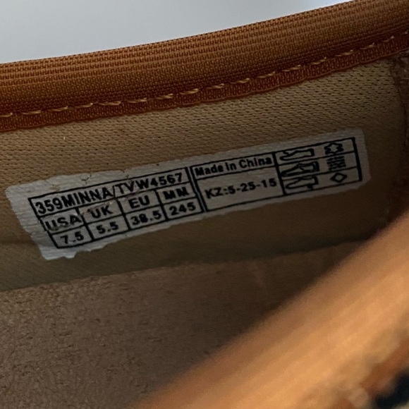 Vionic Cheetah Print Women’s Flats Size 7.5 - Picture 6 of 6